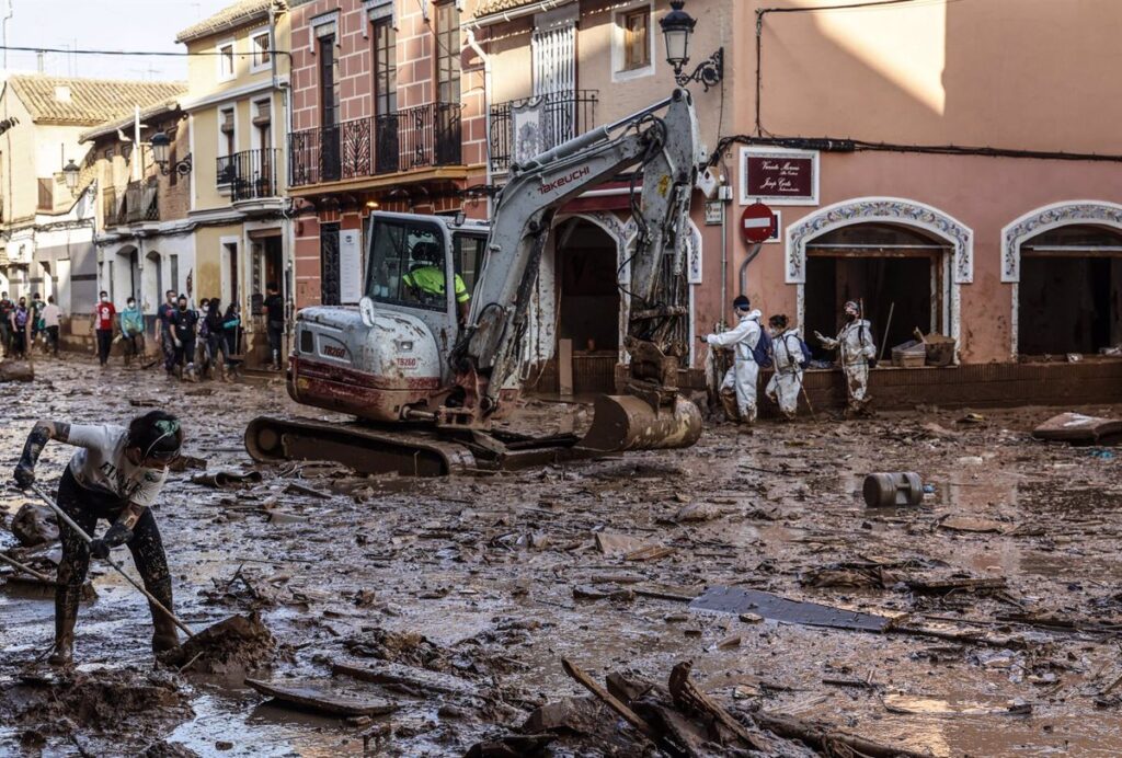 La jueza que investiga la dana pide a la Guardia Civil una cronología del 29O y al Consell si hubo recesos en el Cecopi