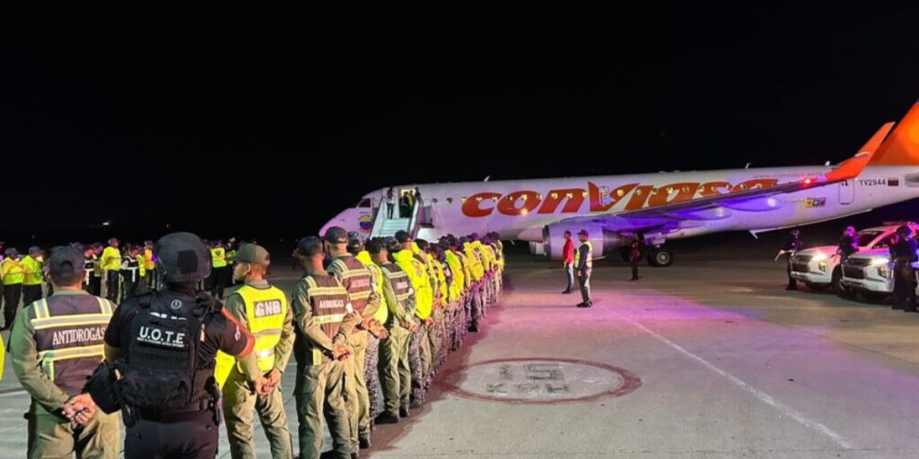 Llegan primeros vuelos de venezolanos deportados por Estados Unidos