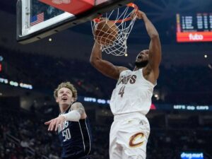 Los “Cavs” arrollan a Dallas y llegan a 40 victorias
