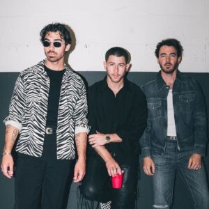 Los Jonas Brothers anticipan nueva música para su 20º aniversario