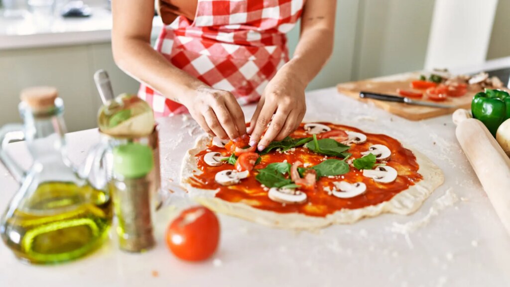 Los secretos de una chef italiana para preparar la mejor pizza en casa