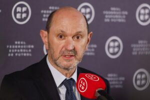 Louzán: "Hay que hacer ver al Real Madrid que este no es el camino adecuado"