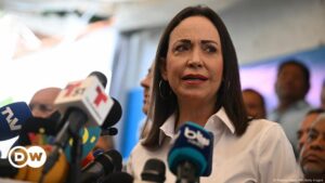Machado pide apoyo mundial para "sacar al régimen" de Maduro – DW – 08/02/2025