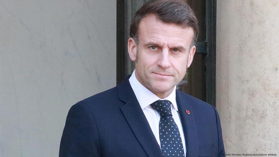 Macron le dirá a Trump que no puede ser "débil" con Putin – DW – 20/02/2025
