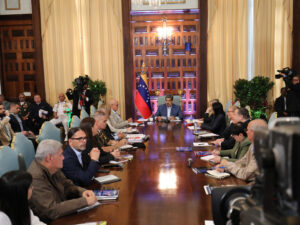 Maduro pidió métodos incluyentes para propuestas de reforma constitucional