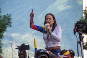 María Corina Machado denuncia que "hombres no identificados" tratan de asaltar su vivienda en Caracas
