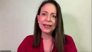 María Corina Machado señala a Maduro de ser una "amenaza"