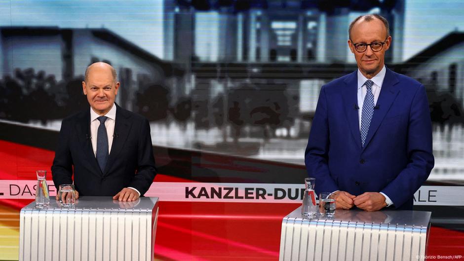 Merz y Scholz se reúnen para negociar coalición – DW – 25/02/2025