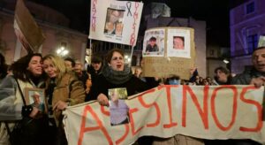 Miles de personas vuelven a protestar en Valencia contra la gestión de las inundaciones - AlbertoNews