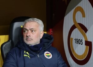 Mourinho causa un terremoto en el fútbol turco tras decir que los jugadores del Galatasaray estaban "saltando como monos"