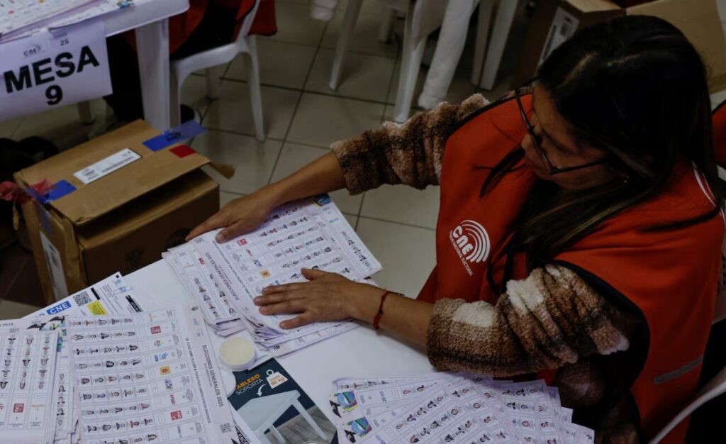 OEA: Las elecciones en Ecuador fueron "transparentes y sin irregularidades generalizadas" - AlbertoNews