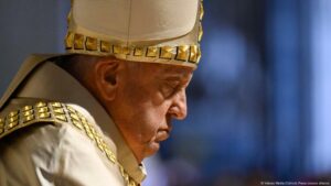 Papa Francisco sufre una "crisis" respiratoria "aislada" – DW – 28/02/2025