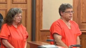 Pareja que adoptó niños afrodescendientes para esclavizarlos es hallada culpable de trata y racismo - AlbertoNews