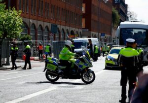 Policía de Irlanda detuvo a un hombre señalado de apuñalar a varias personas en Dublín - AlbertoNews