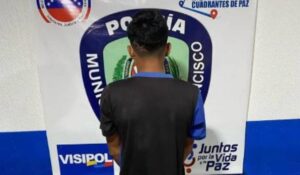 Polisur lo aprehende por posesión de drogas
