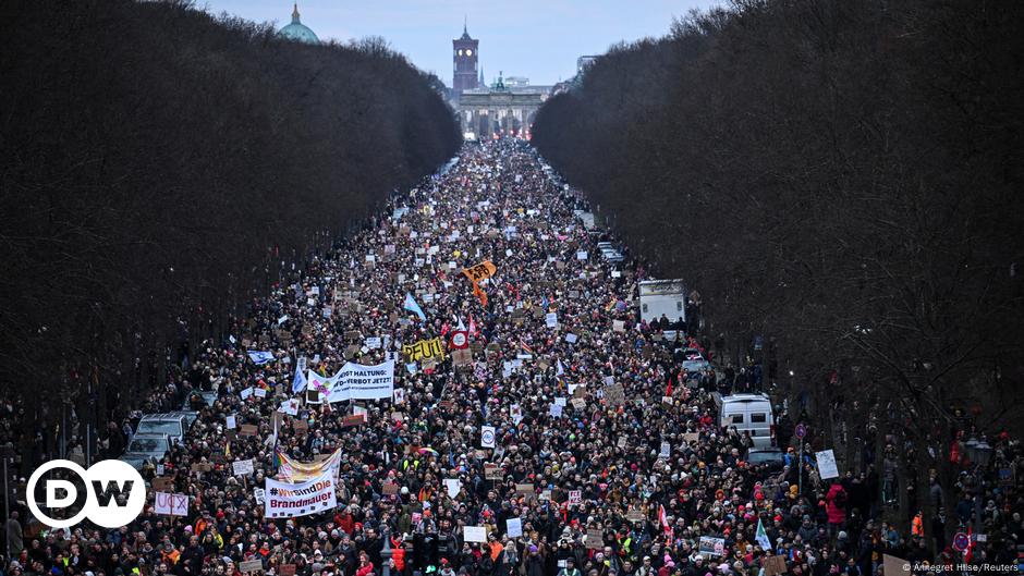 Protestas contra la derecha en las calles de Alemania – DW – 03/02/2025