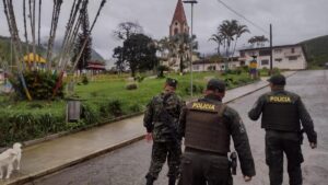 Risaralda, rodeado de guerra en Chocó, Valle y Antioquia, está en riesgo de crisis humanitaria