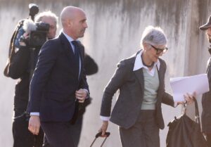 Rubiales le pidió "un besito" a Hermoso y esta le dijo "vale": "Es algo totalmente espontáneo"