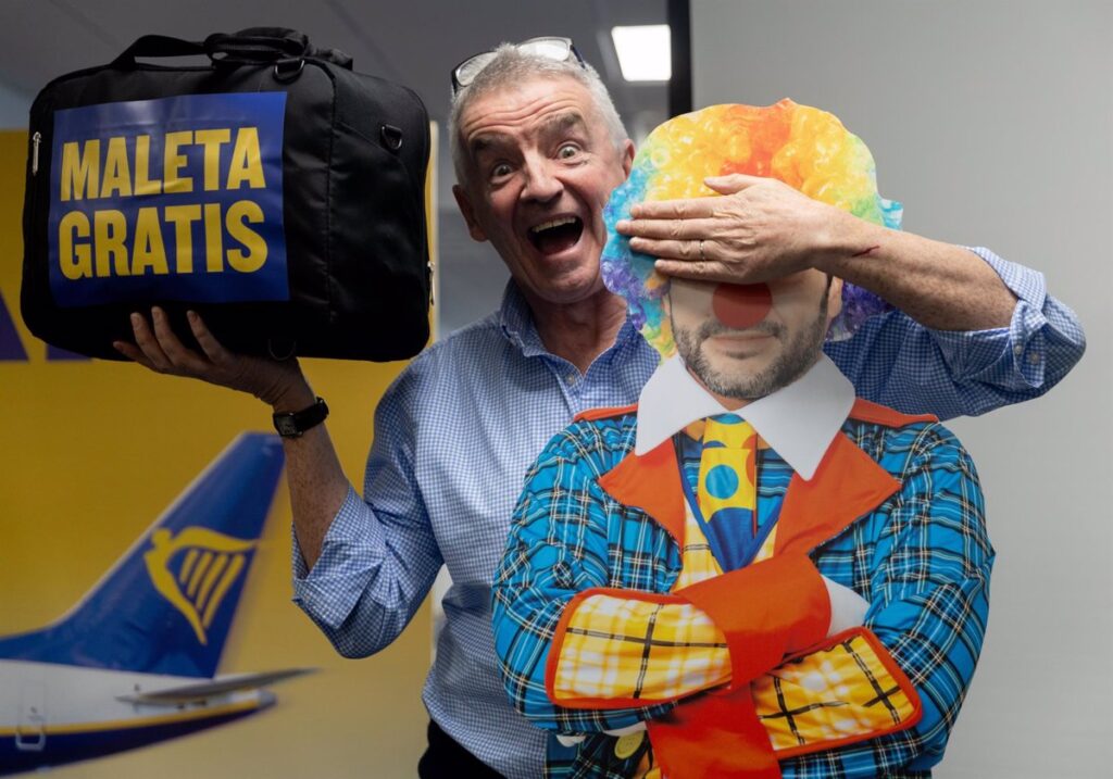 Ryanair presenta una campaña de ofertas en la que tilda de "payaso" a Bustinduy