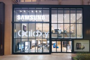 San Valentín aterriza en la tienda de Samsung con una promoción cargada de descuentos en televisiones, electrodomésticos y más