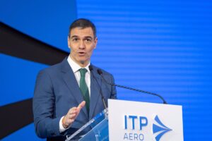 Sánchez dice a Trump que la UE no se creó para fastidiar a EEUU y que responderá proporcionalmente a los aranceles