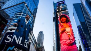 "Saturday Night Live" celebra 50 años con comedia, música y muchos famosos