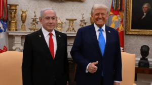 "Seremos sus dueños": Trump sugiere que EE.UU. tomará el control de Gaza y que los palestinos deben irse permanentemente