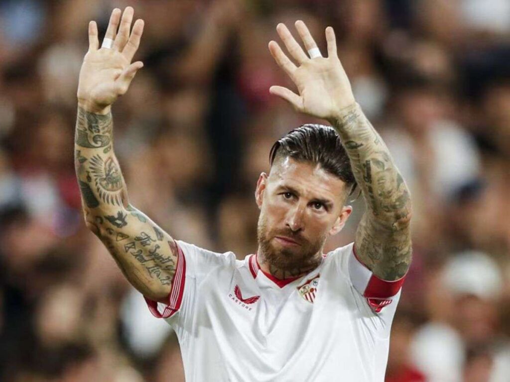 Sergio Ramos emprende camino a Monterrey
