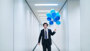 Severance serie que cuestiona los límites entre el trabajo y la vida privada