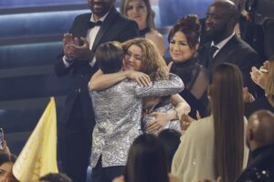 Shakira dedicó su Grammy a la comunidad inmigrante en EEUU – El Venezolano News