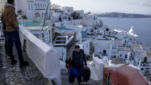 Sismos en Santorini tienen en zozobra a la población