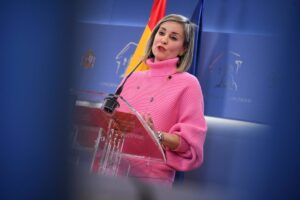 Sumar mueve ficha y reclama a Hacienda una reunión con Trabajo para acordar una salida que deje al SMI exento del IRPF