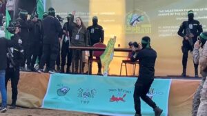 Tres cautivos israelíes serán liberados a cambio de presos palestinos este sábado en el quinto intercambio