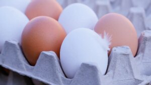 Tres formas de hacer huevos en freidora de aire para consumir proteína y perder grasa