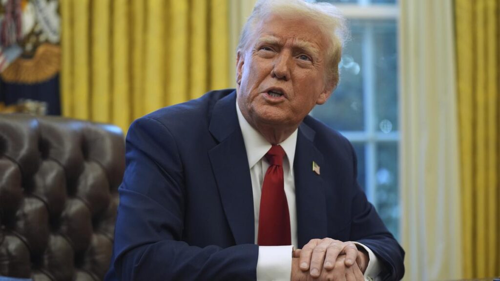 Trump anuncia que el Nicolás Maduro aceptó recibir a venezolanos deportados, incluidos miembros del Tren de Aragua - AlbertoNews