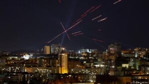 Ucrania derriba 95 drones rusos al repeler ataque nocturno – DW – 17/02/2025