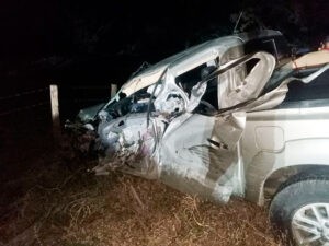 Un fallecido dejó el choque entre una camioneta y una gandola en Barinas