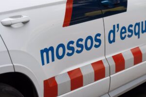 Un menor resulta herido por un apuñalamiento en plaza Catalunya de Barcelona