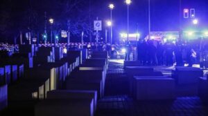 Una persona herida de gravedad tras ser apuñalada en el monumento al Holocausto de Berlín