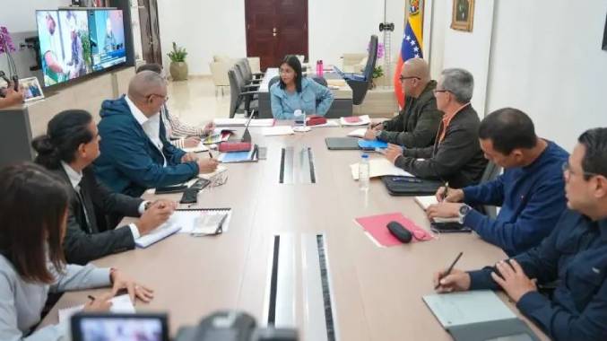 Vicepresidenta Rodríguez impulsa el Autogobierno en los Circuitos Comunales