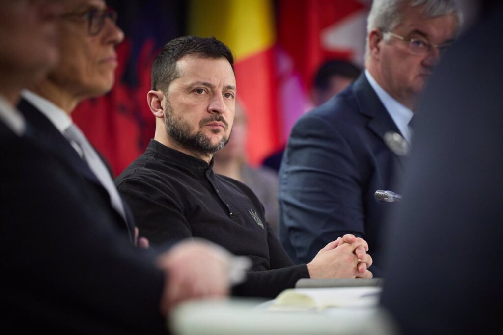 Zelenski considera aceptable el principio de acuerdo sobre tierras raras y descarta que Ucrania sea "deudora"
