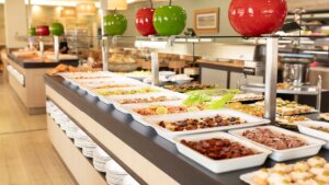 abierto 24 horas y con buffet libre