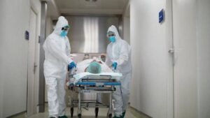 cierran algunos servicios de atención básica