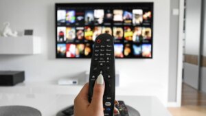se puede ver en más dispositivos y llega con funciones mejoradas