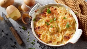 una receta de origen francés barata y con mucho queso