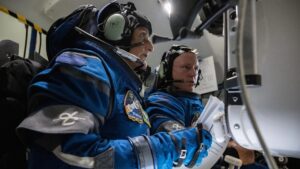¿Cobran los astronautas horas extra en el espacio?