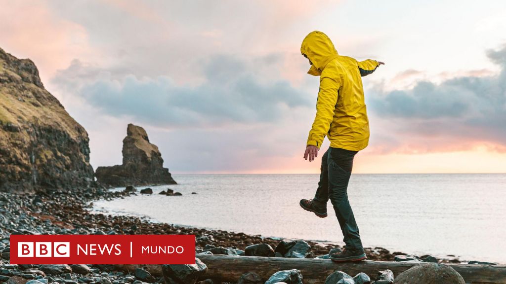 ¿Cuánto puedes aguantar sobre una pierna? El sencillo test que evalúa nuestro envejecimiento neuromuscular