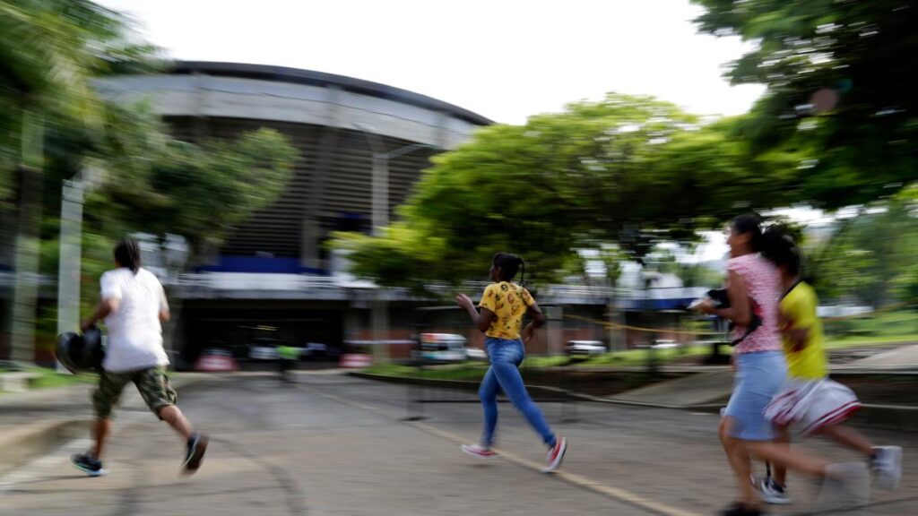¿Qué pasó con el coliseo El Pueblo, tras el fuerte aguacero en Cali?