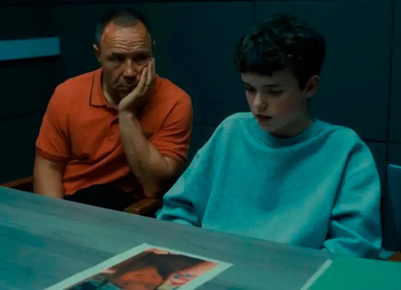 «Adolescencia» de Netflix está siendo aclamada como «lo más cercano a la perfección televisiva en décadas»