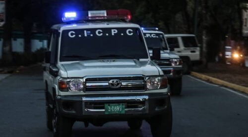 Adolescente muere asesinada por su novio: le aplastó la cabeza